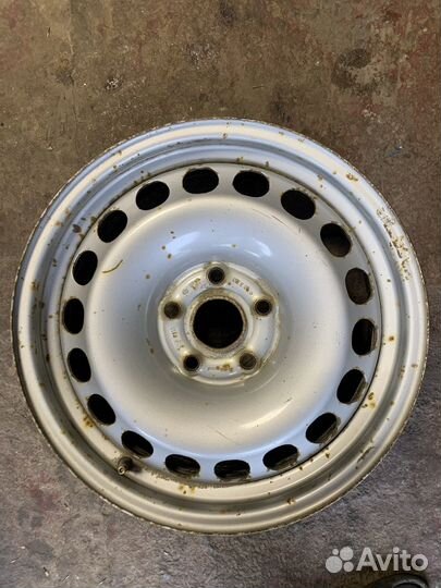 Диски штампы r16 на VW Tiguan