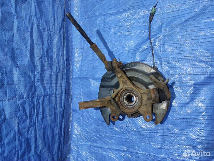 Кулак поворотный правый Honda CR-V III 2007-2012