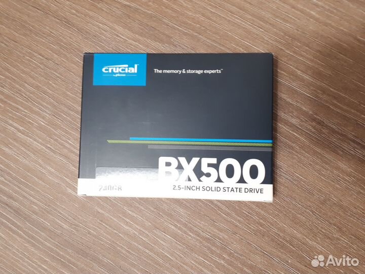 SSD диск Crucial BX500 240 гб