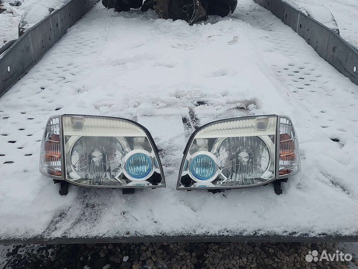 Фара Ниссан Х Трейл X Treil оригинал