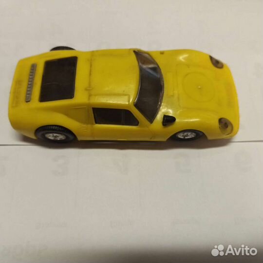 Игрушечные машинки