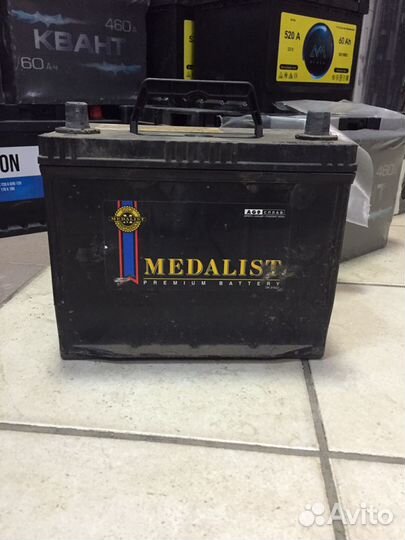 Аккумулятор б/у медалист премиум Азия 60 детальцен