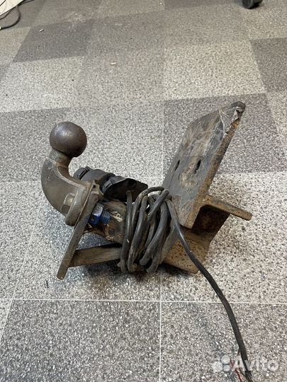 Продам фаркоп Toyota Prado 120/Lexus GX470