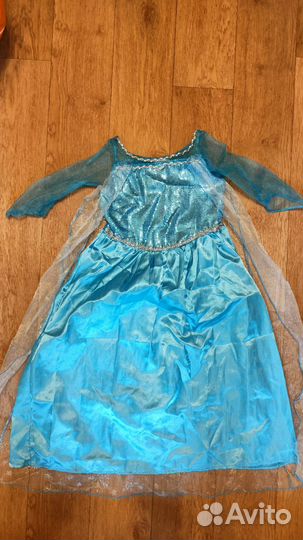 Продам костюм размер 140