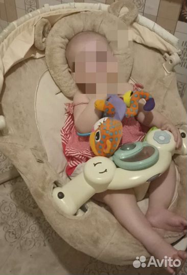 Укачивающий центр graco