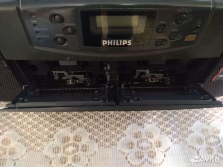 Музыкальный центр philips