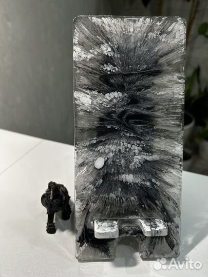 Подставка для телефона из эпоксидной смолы