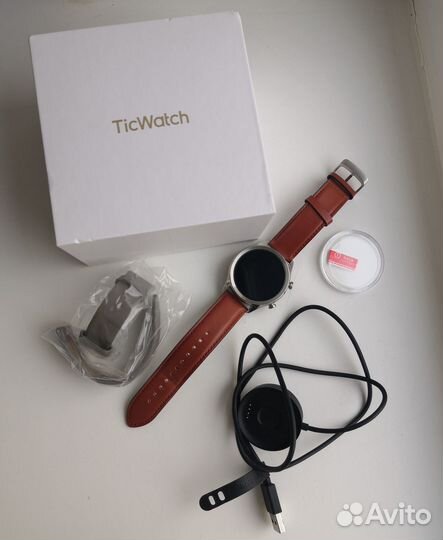 Смарт часы TicWatch C2