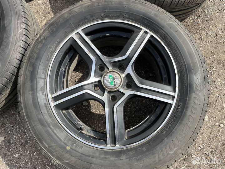 Лето Bridgestone 195/65 R15 Литые 5x114.3 73.1