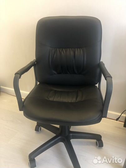 Компьютерное кресло