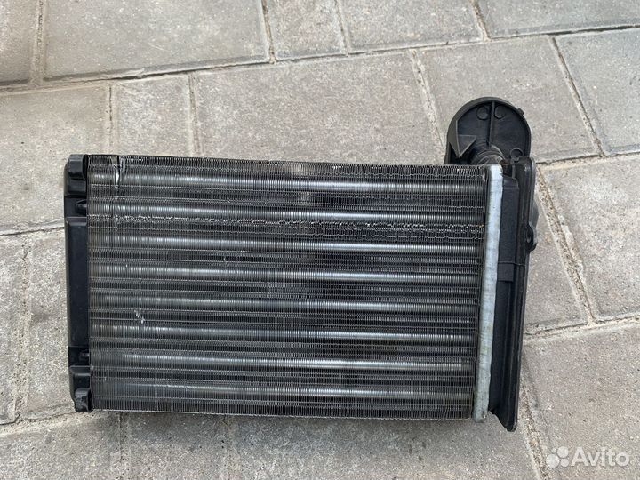 Радиатор отопителя Фольксваген Пассат Б4