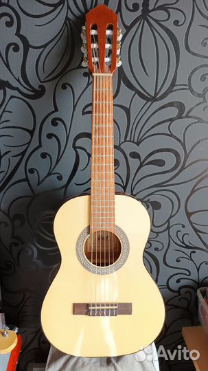 Гитара 1/2 гатарлеле Cort (неКитайчина)