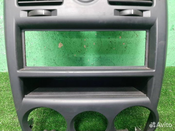 Рамка магнитолы Hyundai Getz TB 2007