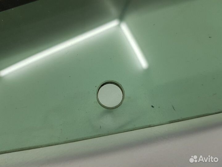 Стекло двери переднее левое (Citroen C5)