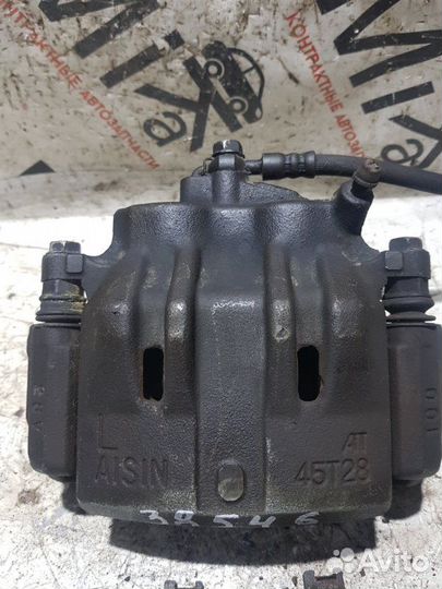 Суппорт передний левый Toyota Windom MCV30 1mzfe