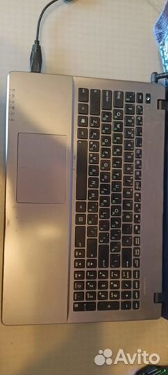 Ноутбук asus x550lc