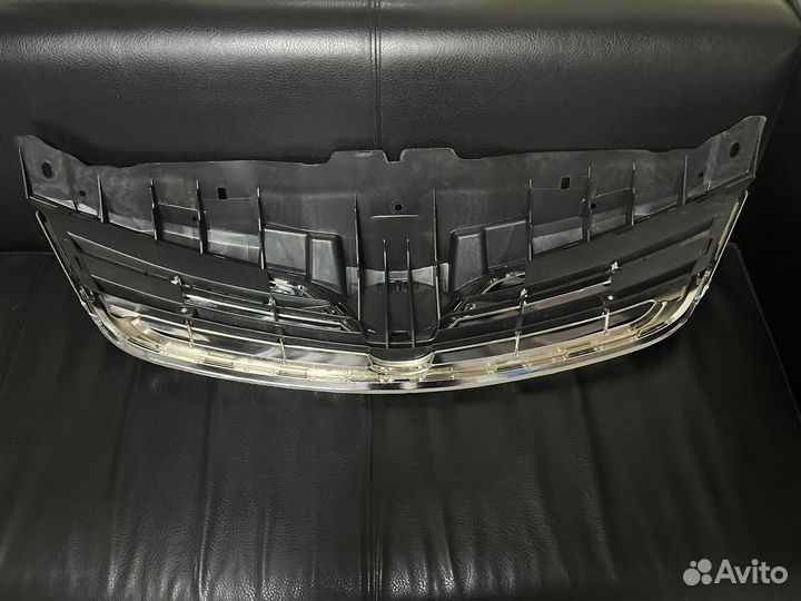 Решетка радиатора toyota corolla 150 рест