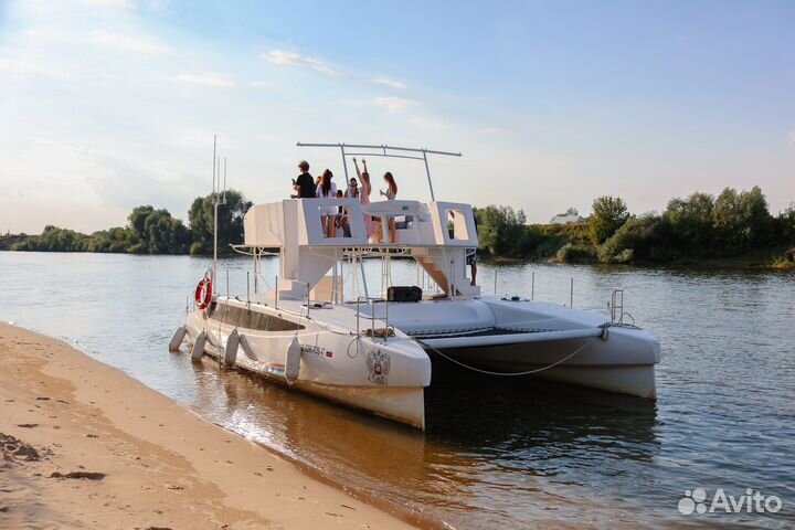 Аренда яхты-катамарана с капитаном