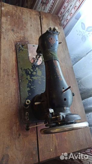 Швейная машинка