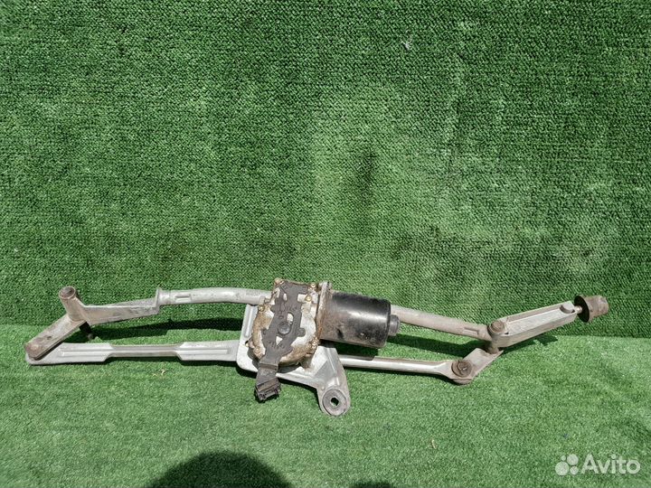 Трапеция стеклоочистителей Volvo S80