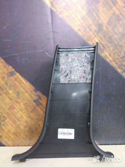 Обшивка салона левая Audi A6 C6 BDW 2005