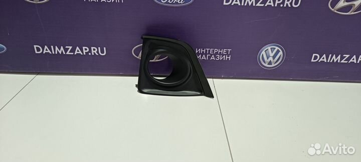 Оправа птф Toyota Corolla E180 (14-17) черная лева