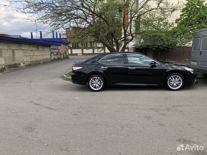 Toyota Camry, 2019