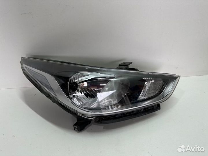 Фара галоген передняя правая Hyundai Solaris 2