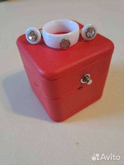 Комплект из керамики