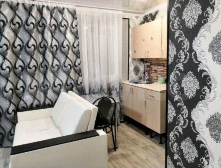 2-к. квартира, 45 м², 4/4 эт.