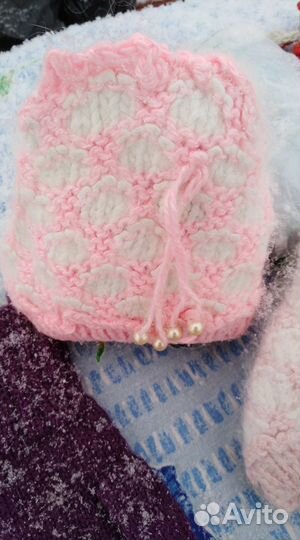 Пуховые носочки шапочки и другое