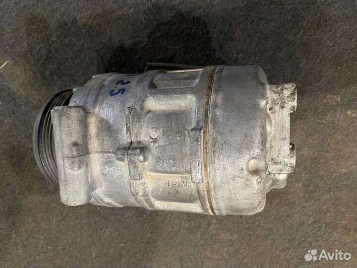 Компрессор кондиционера BMW 5 e60/61 M54B25