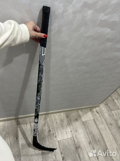 Клюшка хоккейная