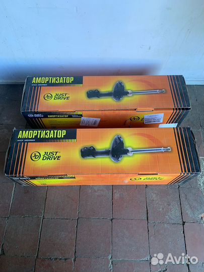 Задние амортизаторы на Hyundai Accent тагаз