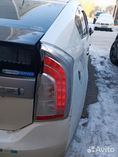 Задние фары prius 35