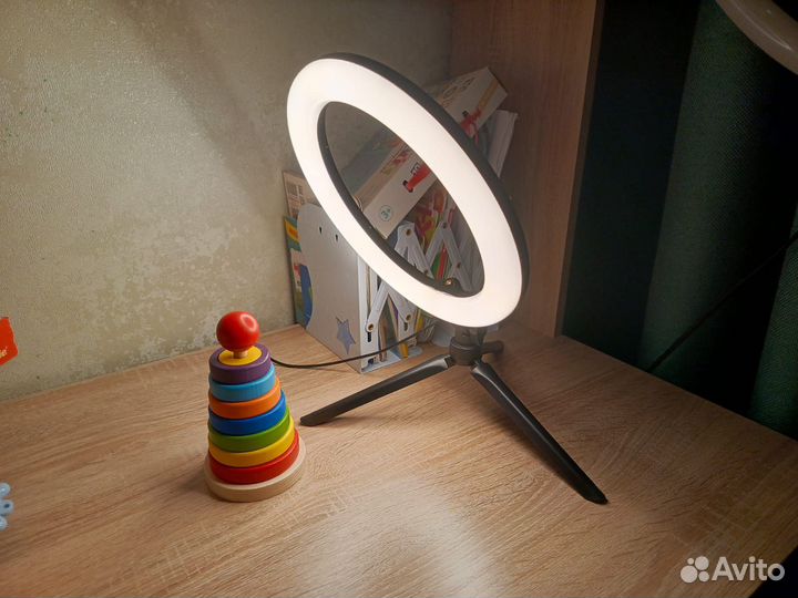 Кольцевая лампа + Штатив настольный