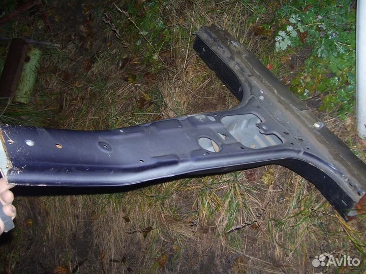 Стойка кузова