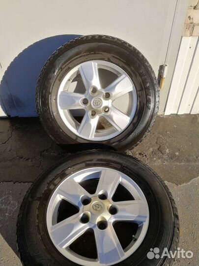 Dunlop SP Winter Ice 01 285/60 R18 118T