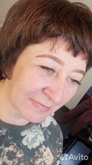 Бровист, Оформление бровей, окрашивание