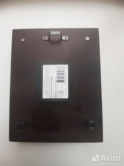 Часы настенные на деревянной основе