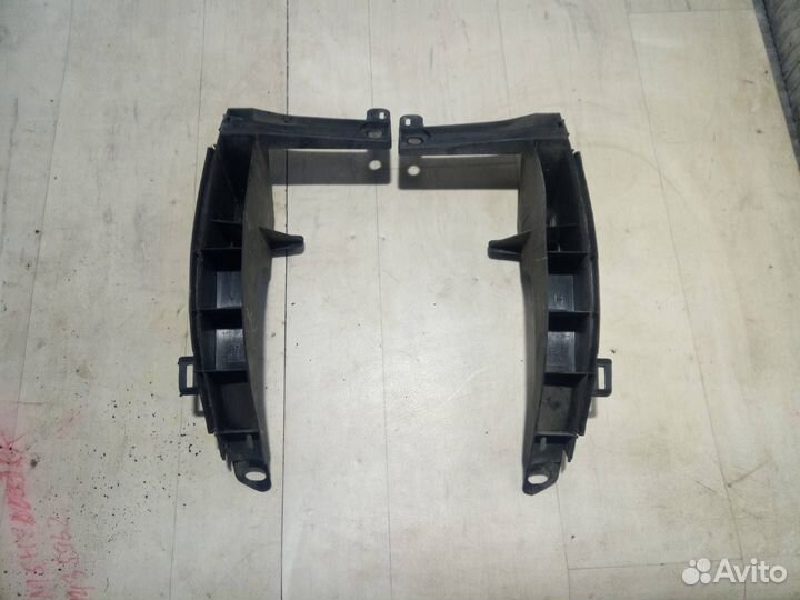 Крепление бампера заднего Saab 9-3 2 YS3F 2006