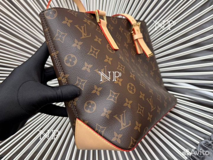 Сумка Louis Vuitton Piano