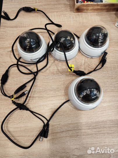 Камера видеонаблюдения купольная