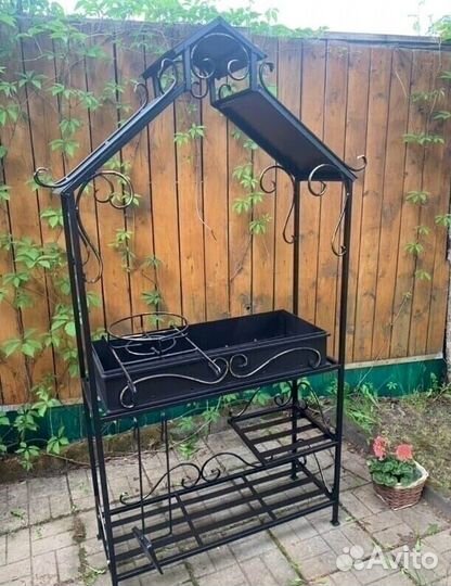 Мангал с крышей