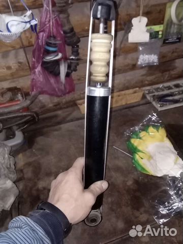 Заднии стойки