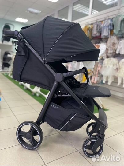 Прогулочная коляска Carrello Bravo