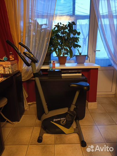 Тренажер велосипед