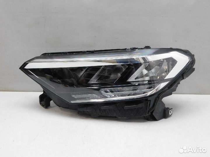 Фара левая Volkswagen Polo