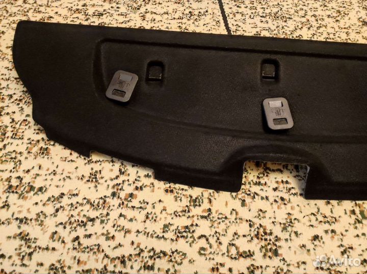 Задняя полка на гранту седан