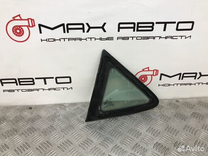 Б/У форточка багажника (стекло, собачатник) задний